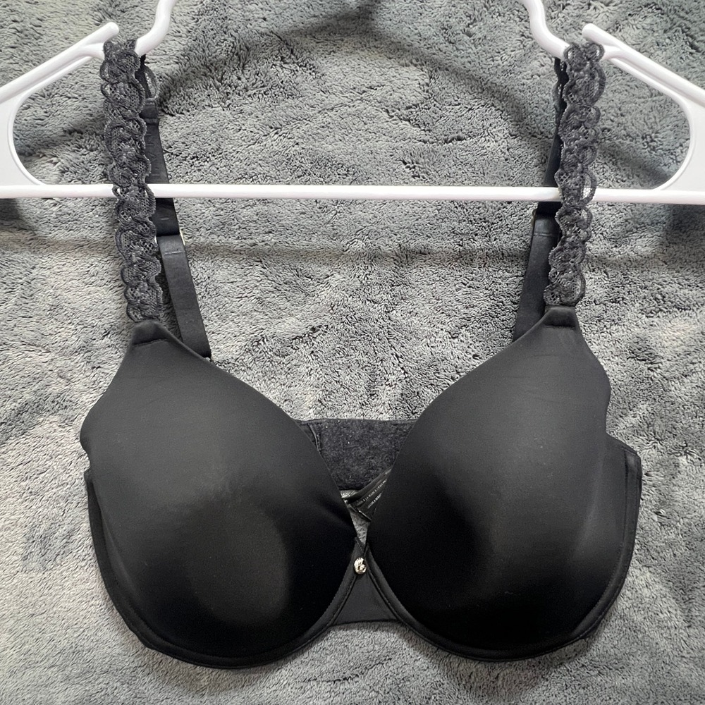 Natori Black Molded Cup Underwire Bra Lace Trim Straps 32DDD‎